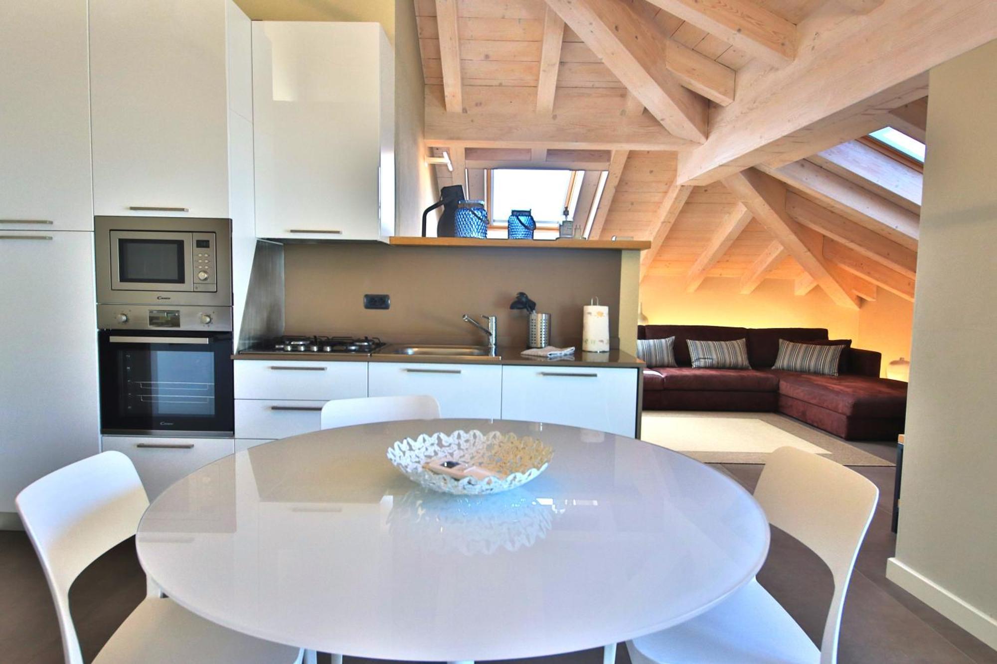Liszt Attic By Klabhouse Apartment Bellagio Exterior photo